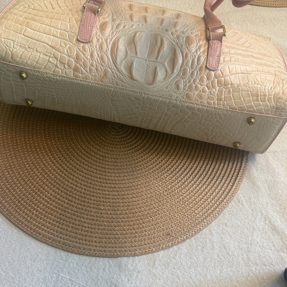 Brahmin Cream /Pink Crocodile-Embossed Women's Bag - Picture 4 of 17